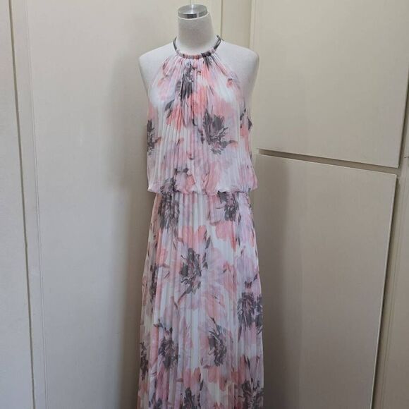 MSK Womans White, Pink and Grey Floral Print Halter,  Allover Pleated Maxi Dres, - Picture 3 of 11
